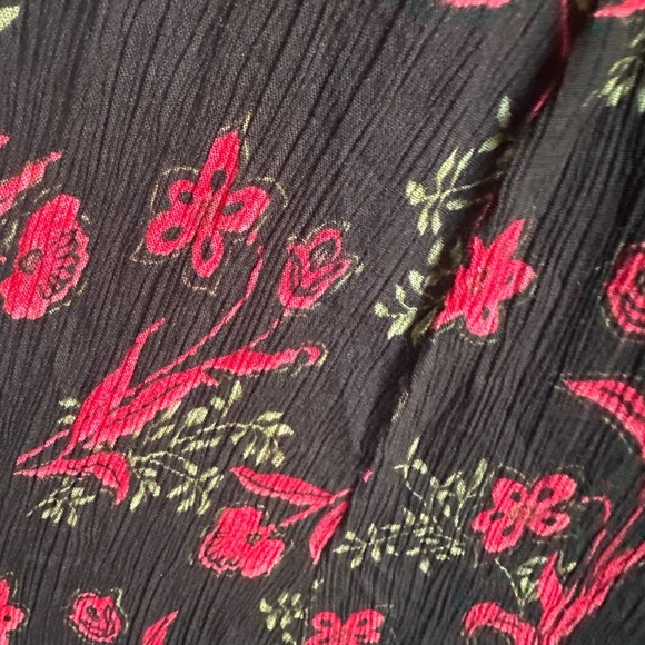 Elegant Floral A-Line Skirt - Picture 8 of 9